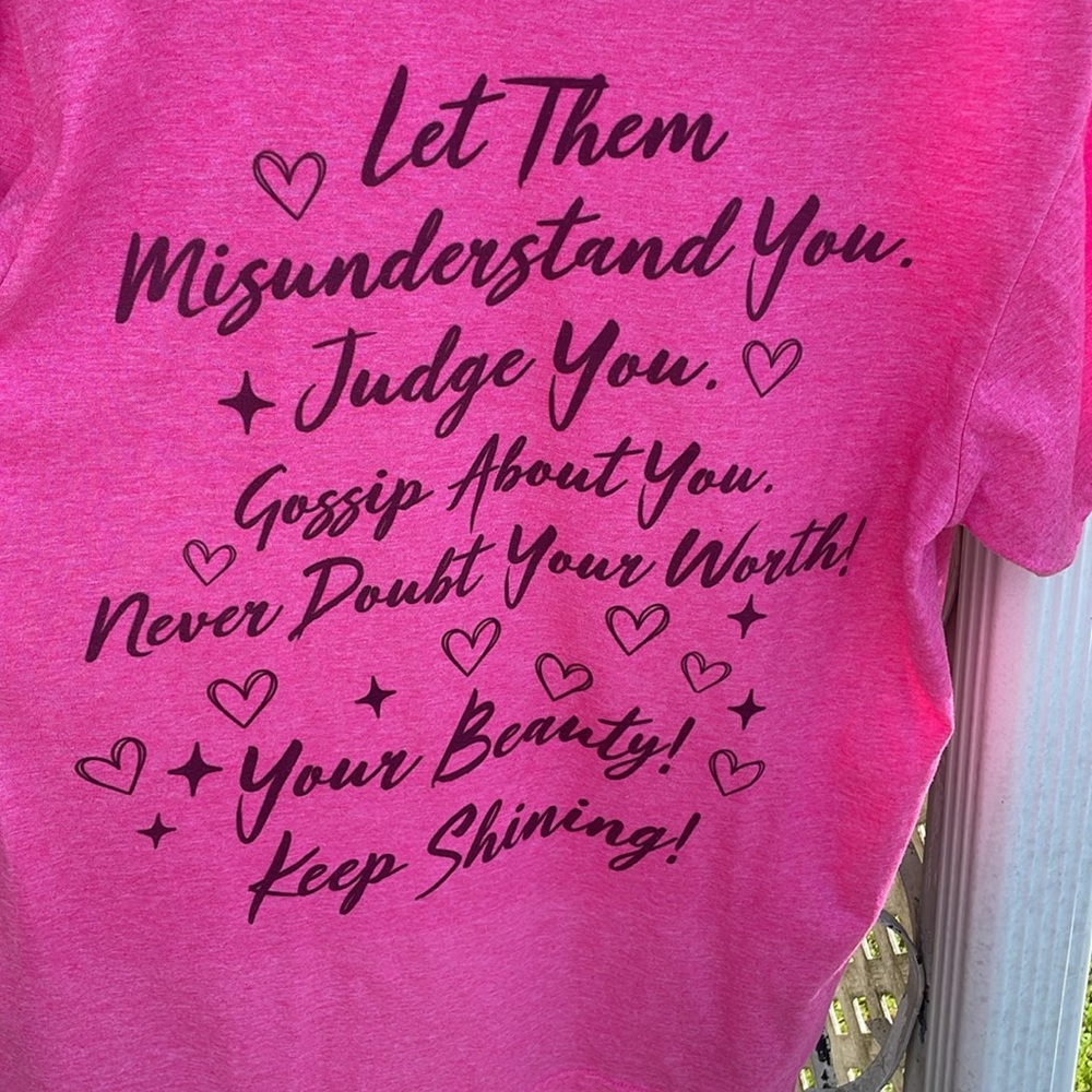 “Let Them” Tee - Picture 3 of 4